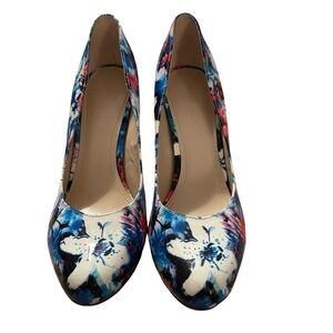 Marc Fisher Blue and Red Pump Heels with Elegant Design Size 9M